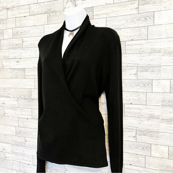 NEW YORK & COMPANY Black Surplice Long Sleeve Top, S - Picture 4 of 9